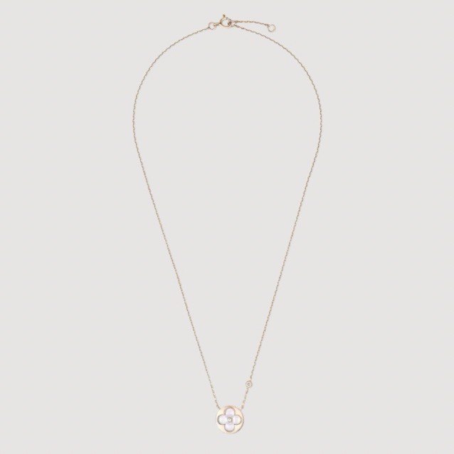Louis Vuitton Round Necklace